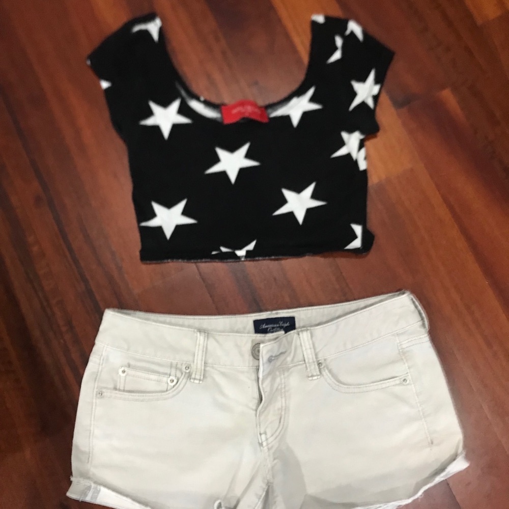 2/$12 Cropped star t shirt